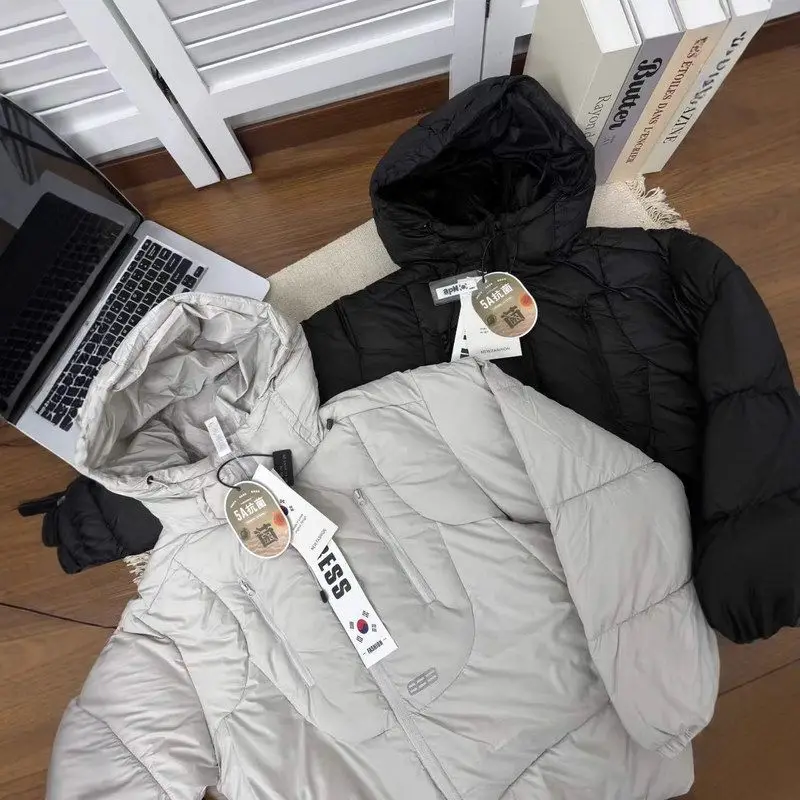 

Женская зимняя шапка Jaet ort Cute New 3D Свободная теплая шапка Bla Thiened Хлопковое пальто Fem Faionable Casual Long Sve на молнии