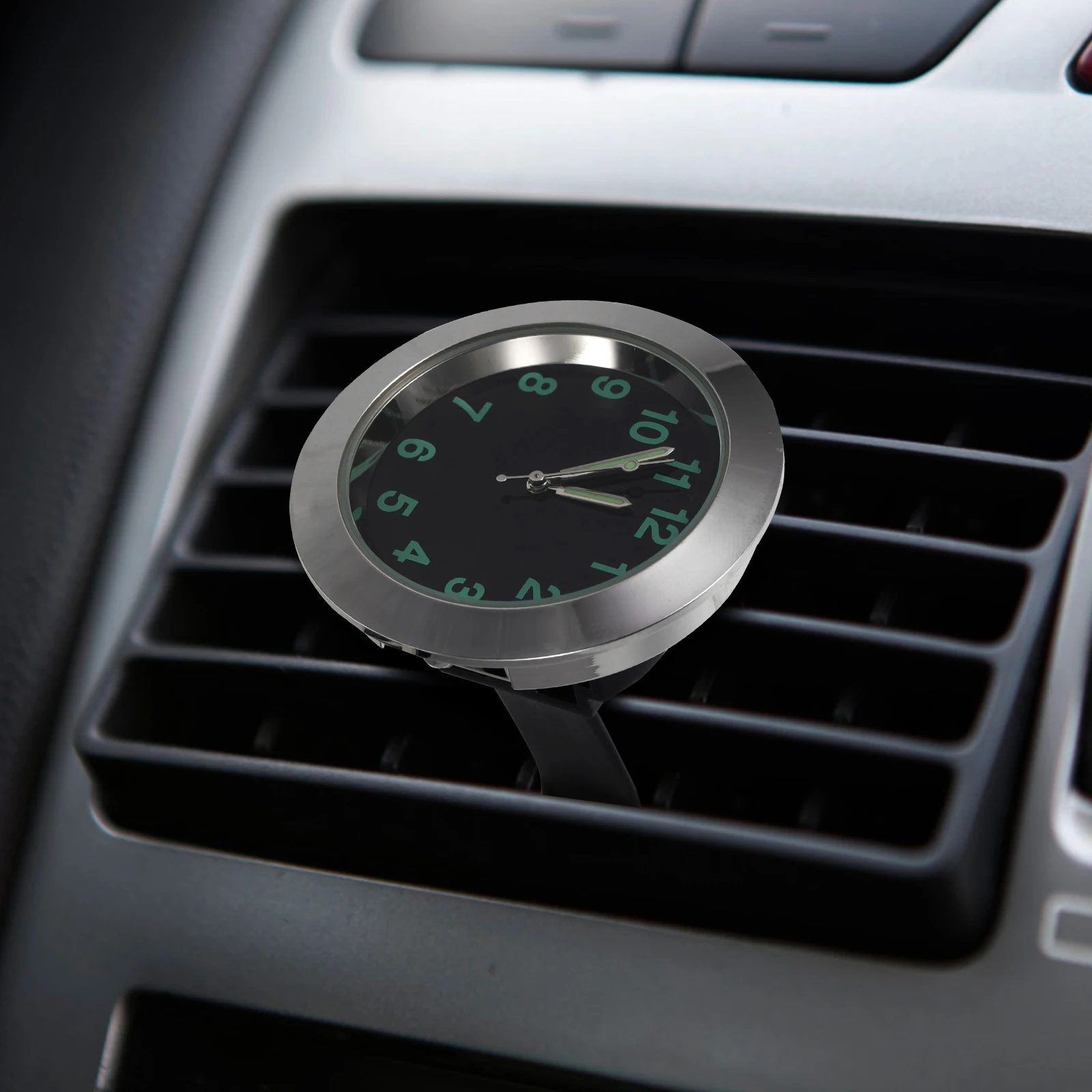 

Luminous Quartz Dashboard Air Vent Digital Clock Clip Night Dash Clock Interior Accessories