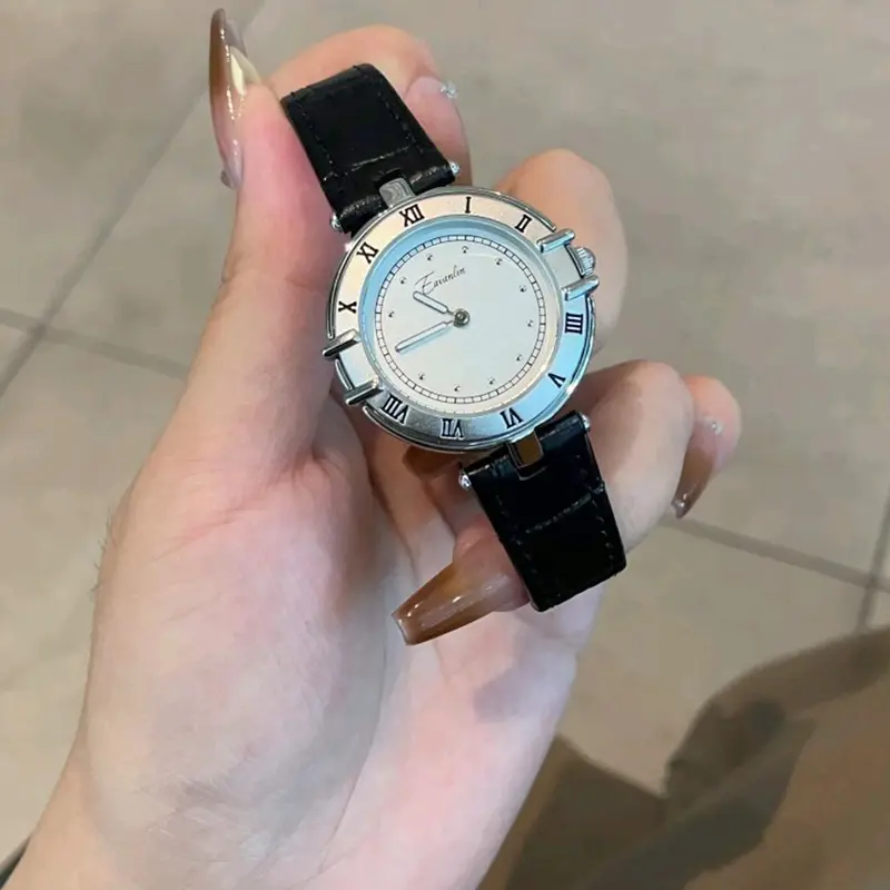 2025 new light luxury design high-end retro watch for women birthday gift for women fashionable and luxurious women's watch - Image 4