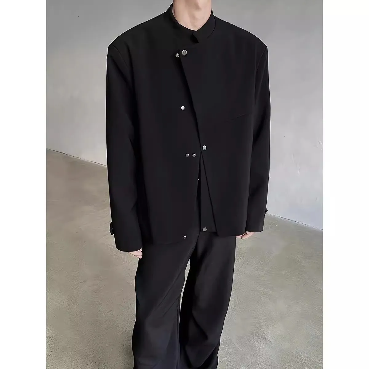 

Новый весенний черный китайский мужской костюм с воротником-стойкой Jaet с подкладкой Ele ape, маленькое пальто в стиле вестерн Sle