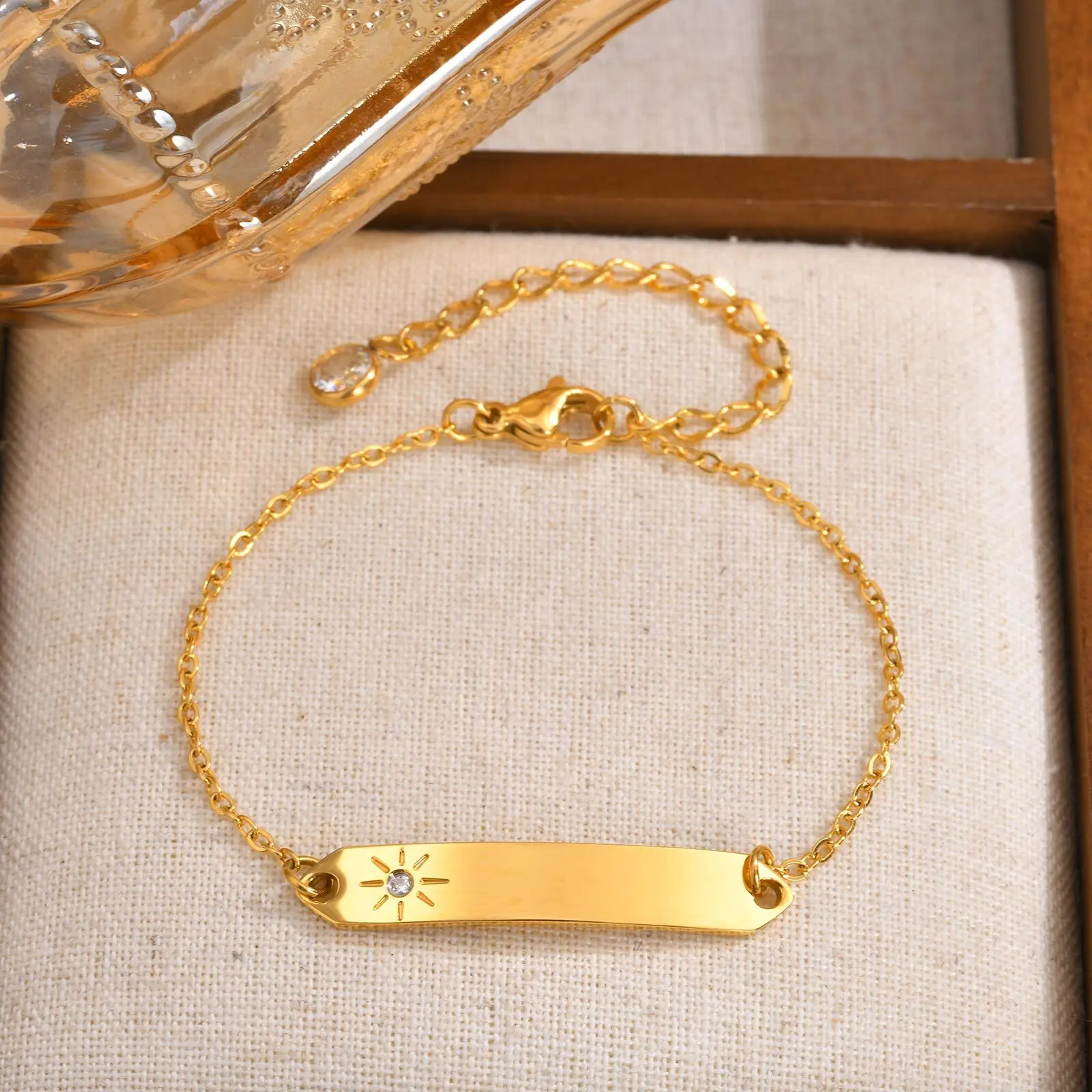 Vnox Free Customized Stainless Steel Chain Bracelets, Women Gold Color Round Zircon Lobster Buckle Atmosphere Gorgeous Jewelry