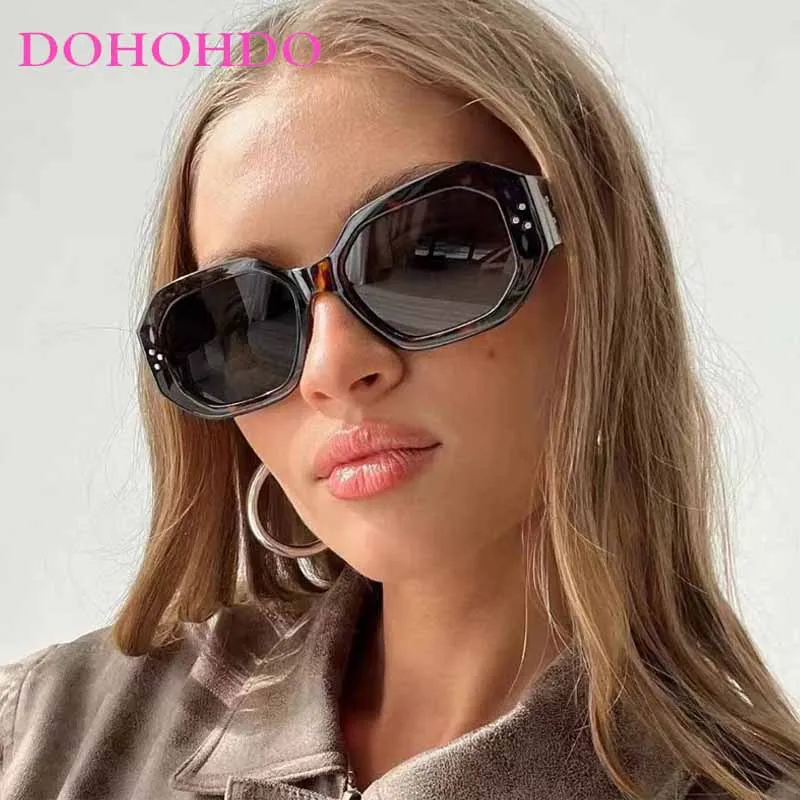 

Retro Luxury Brand Design Polygon Rivet Sunglasses Women Men Popular Fashionable And Personalized Driving Shade Sunglasses UV400