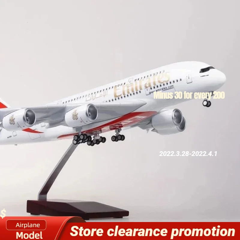 Imagem -02 - Coleção Diecast Model Toy Avião com Luz e Rodas A380 Emirates Avião Resina 45cm Escala 160 Airbus Novo 2024