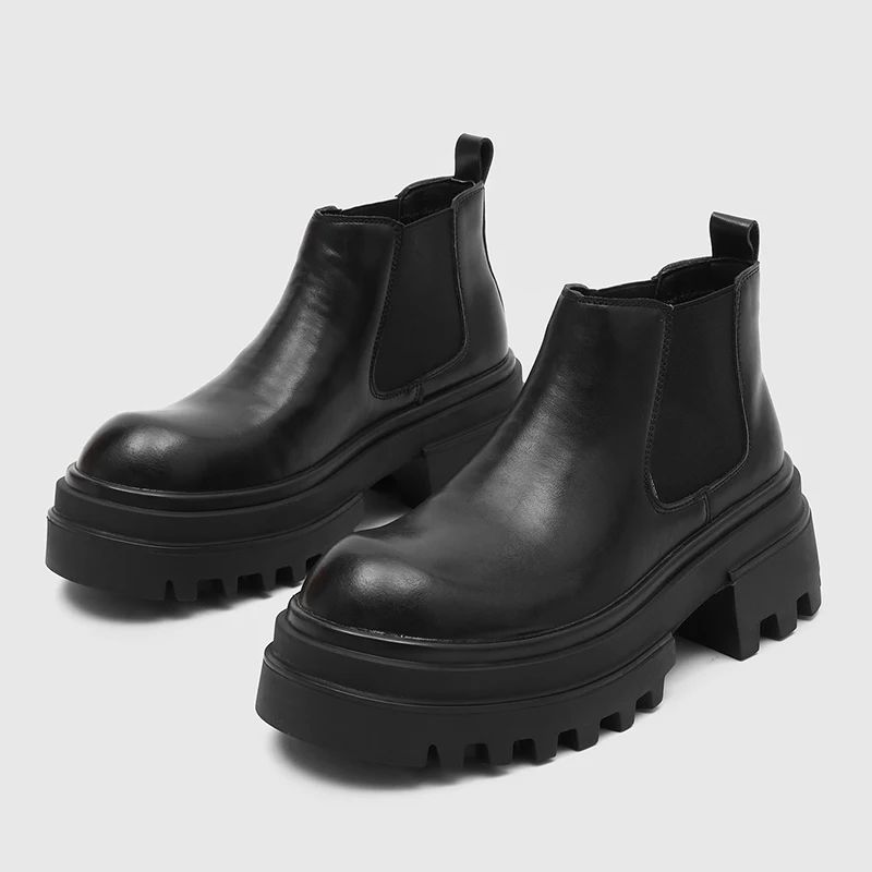 Retro Men Short Boots Black Brand Men Casual Thick-soled One-piece Business Ankle Boots Outdoor Work Boots Size 38-44 Men Boots