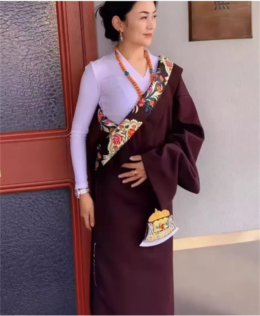 Tibetische Kleidung für Frauen, einteiliger tibetischer Robe