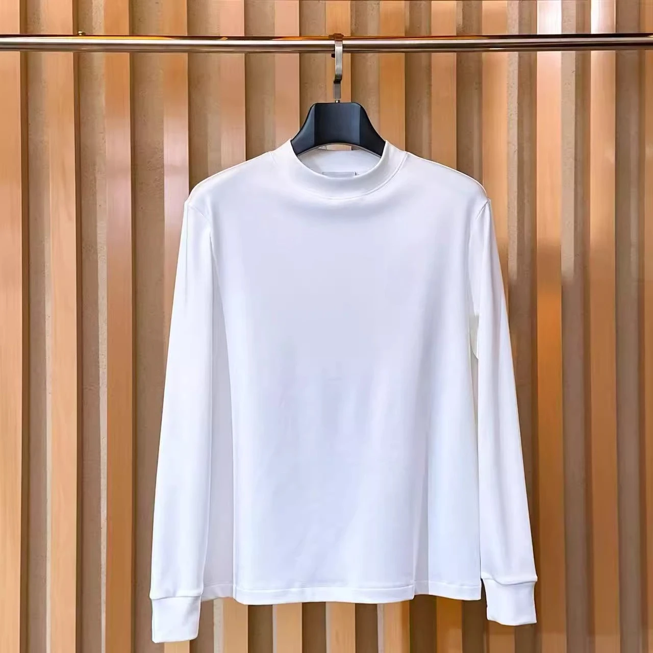 

BC Italy Embroidered Old Money Style Men's Crew Neck T-Shirt