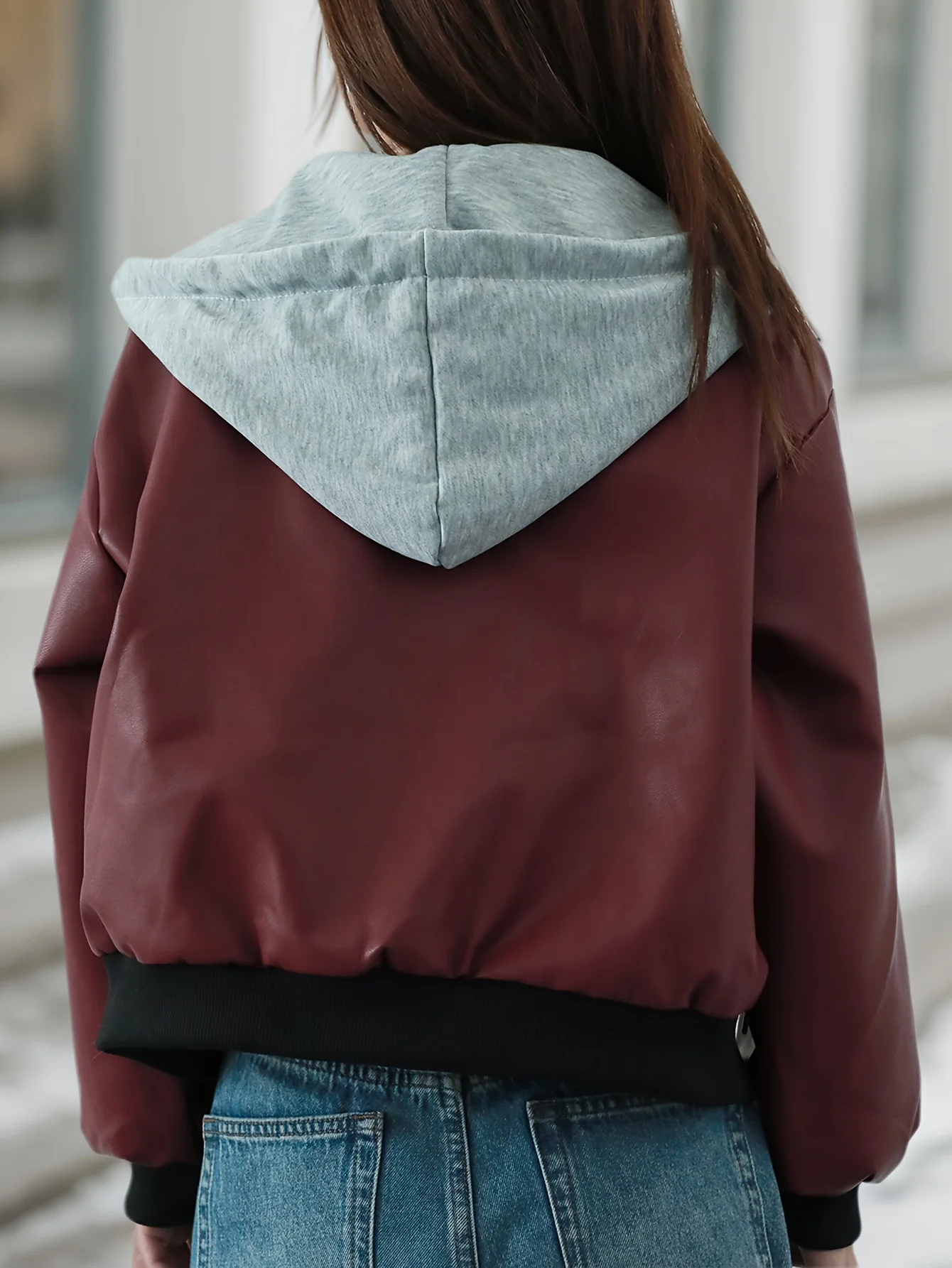 Primavera e autunno nuovo colore block sciolto e versatile falso giacca da donna in due pezzi retrò con tasca con cerniera giacca in pelle con cappuccio