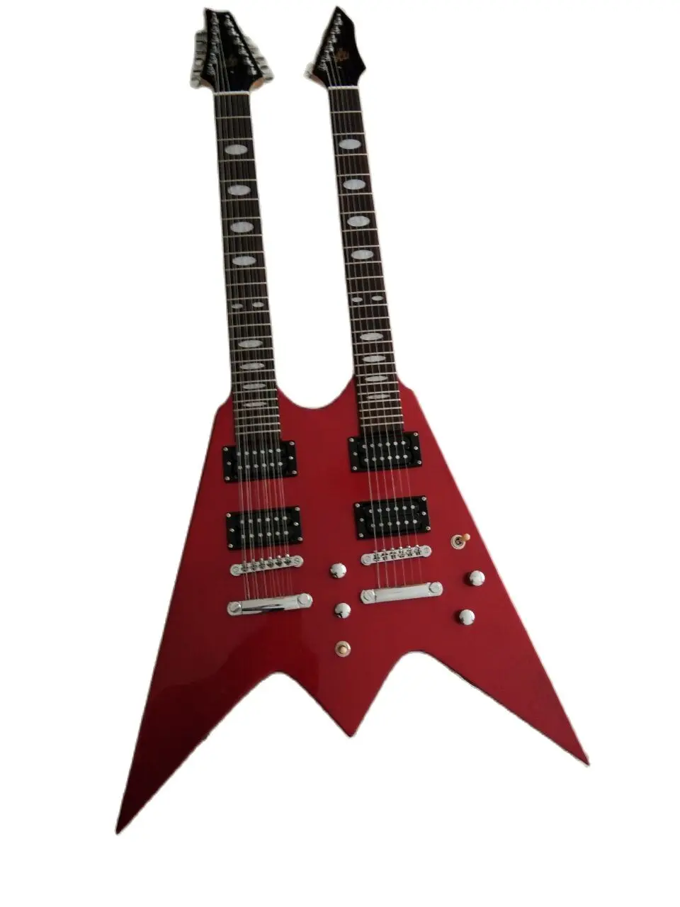 What Is a Guitar Double String and Why Would a Musician Choose This Design?