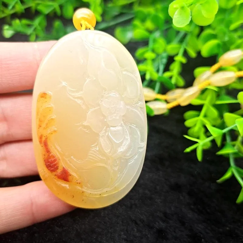 

Huanglong Jade Flower Blooming Rich Pendant Sweater Chain Jewelry Factory Price