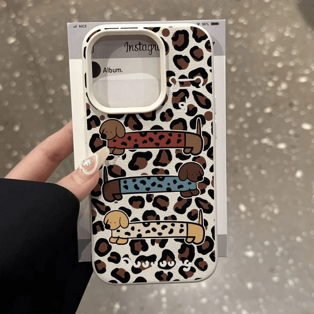 

Cartoon cute Leopard Dachshund Fashion TPU Imitation Leather Phone Case For iPhone 16 Plus 15 14 13 12 11 Pro Max X XR XS Max