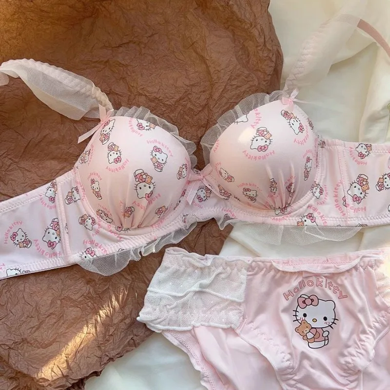 

Новый милый аниме-бюстгальтер в японском стиле Hello Kitty для девочек, с бантом и кружевом, без косточек, для небольшой груди, пуш-ап, комплект, подарок для девочки