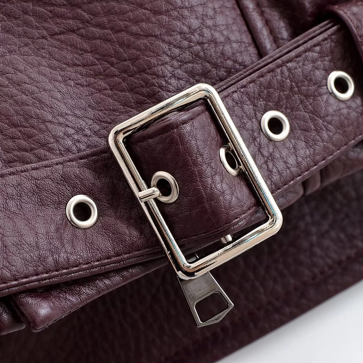 سترة نسائية جديدة لخريف 2025 غير رسمية بسيطة ومتعددة الاستخدامات مصنوعة من جلد البولي يوريثان سترة فضفاضة على طراز الدراجة النارية