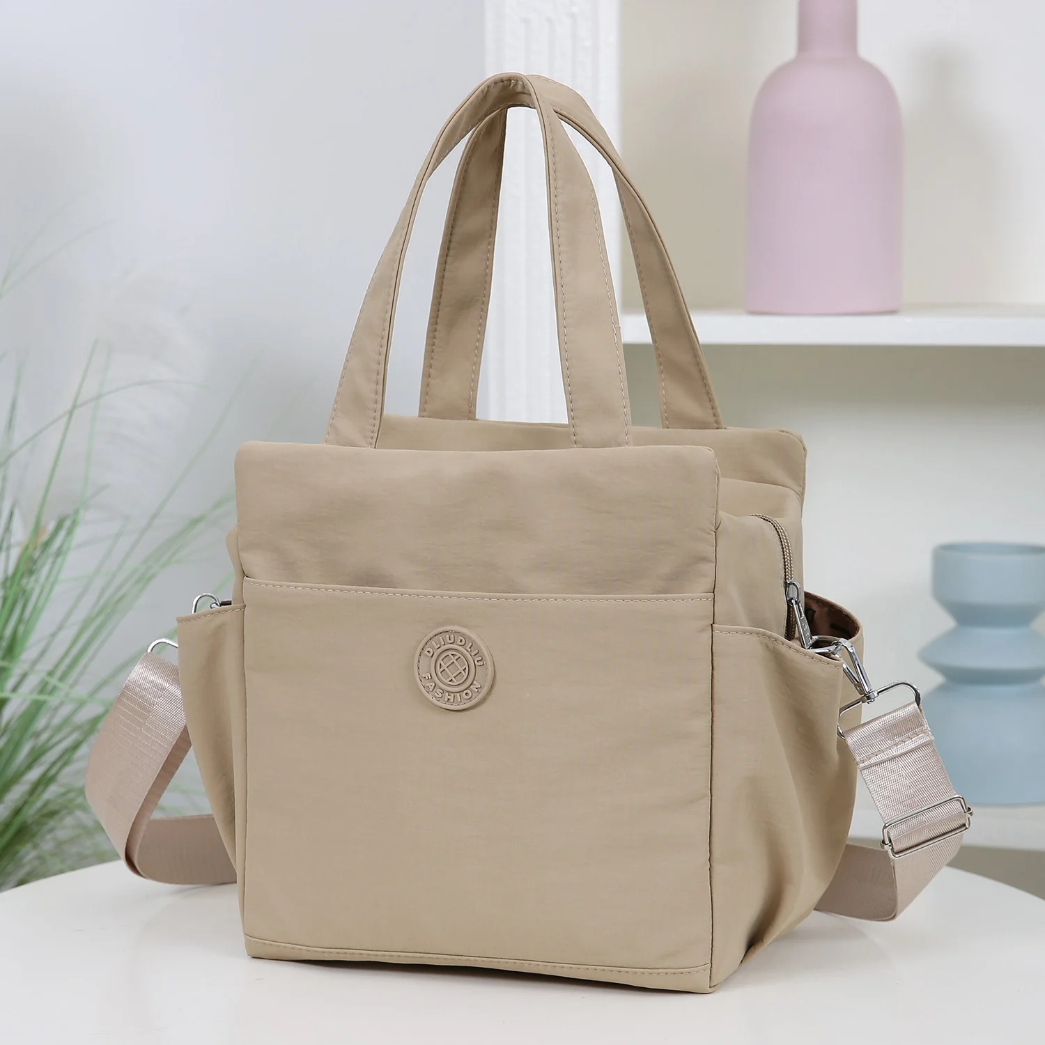 Neuer Stil, große Kapazität, Handtasche, Lunchbag, die über die Schulter getragen werden kann, Aufbewahrungstasche für Lunchboxen, zum Mitnehmen von Lebensmitteln zur Arbeit. – Detail 4