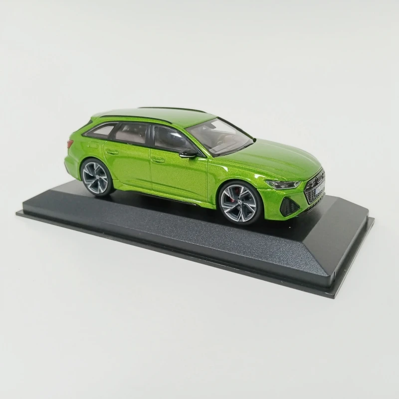 Diecast Model Car Minichamps 1/43 AUDI RS6 Avant Model Car Alloy AUDI Collectible Toy Simulation Gift Souvenir Original Box