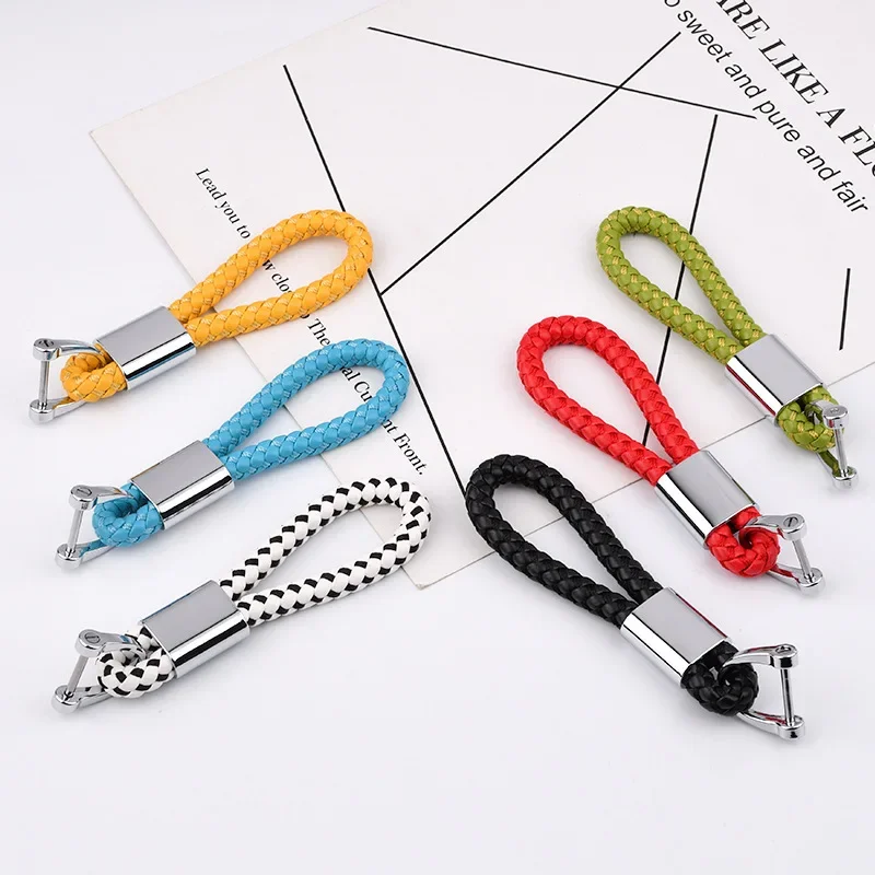 

Simple and Stylish Car Keychain Braided Rope Keyring Metal Chain Waist Hanging Suitable for Both Men and Women Upscale NEW