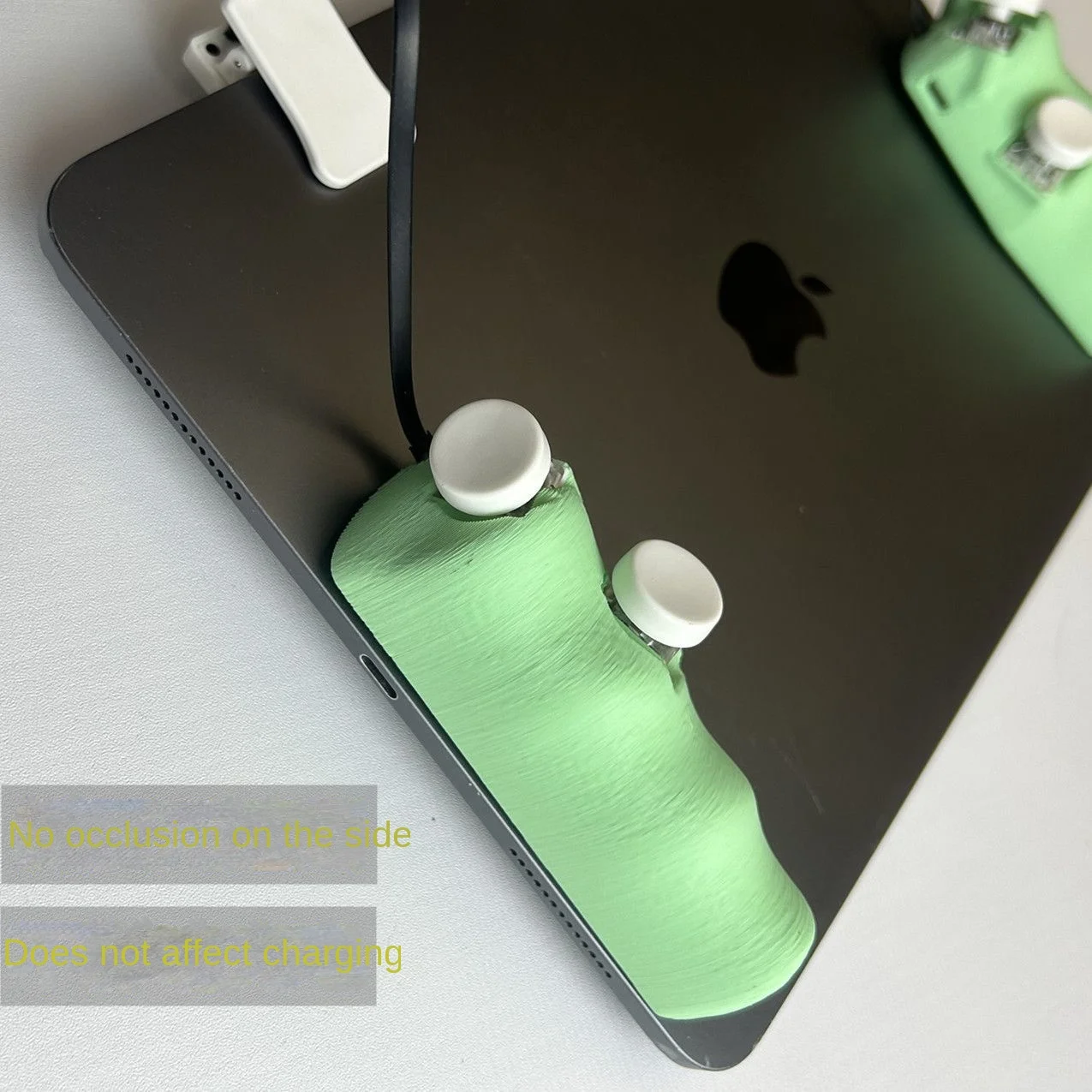 Gamepad magnetico universale per tablet PC Controller di gioco per tablet a 4 pulsanti Impugnatura a impulsi Riprese continue e velocità di clic regolabile