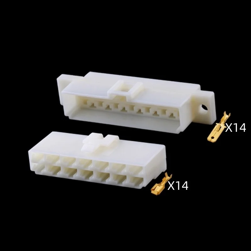 

DJ7141A-6.3-11/21 automotive connector with a 14-hole plug-in plug for fixed automotive connectors