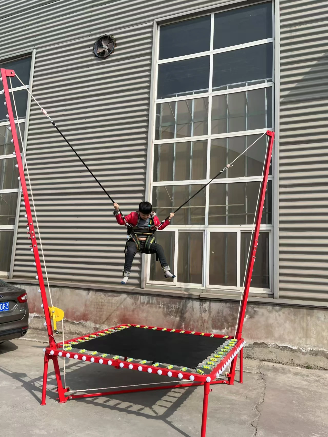 

Китайский производитель: Уличный/комнатный батут-тренажер для взрослых и детей, для фитнеса и развлечений, экстремальное банджи-джампинг