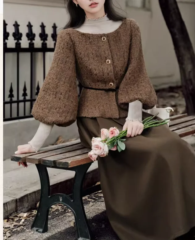 Mantel Wol Pendek Musim Gugur Musim Dingin, Sweater Kerah Setengah Tinggi Lengan Panjang, Rok A-line Retro Berpinggang Tinggi