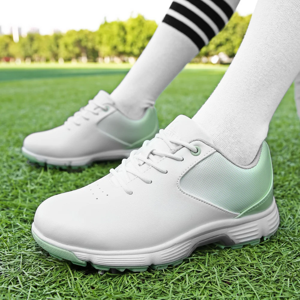 Golf shoes, summer sports shoes, men's leather shoes, waterproof casual shoes, middle-aged travel sports shoes.