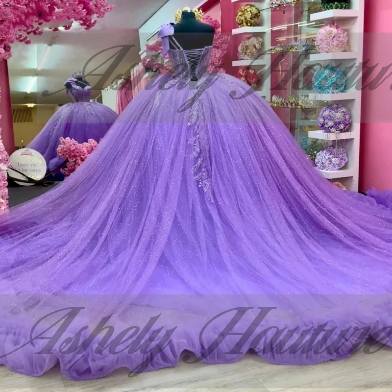 Robes de Quinceanera personnalisées lavande pour filles de 15 à 16 ans, asymétrique épaule dénudée, perles appliquées, robe de bal à volants, robe de bal, 2025