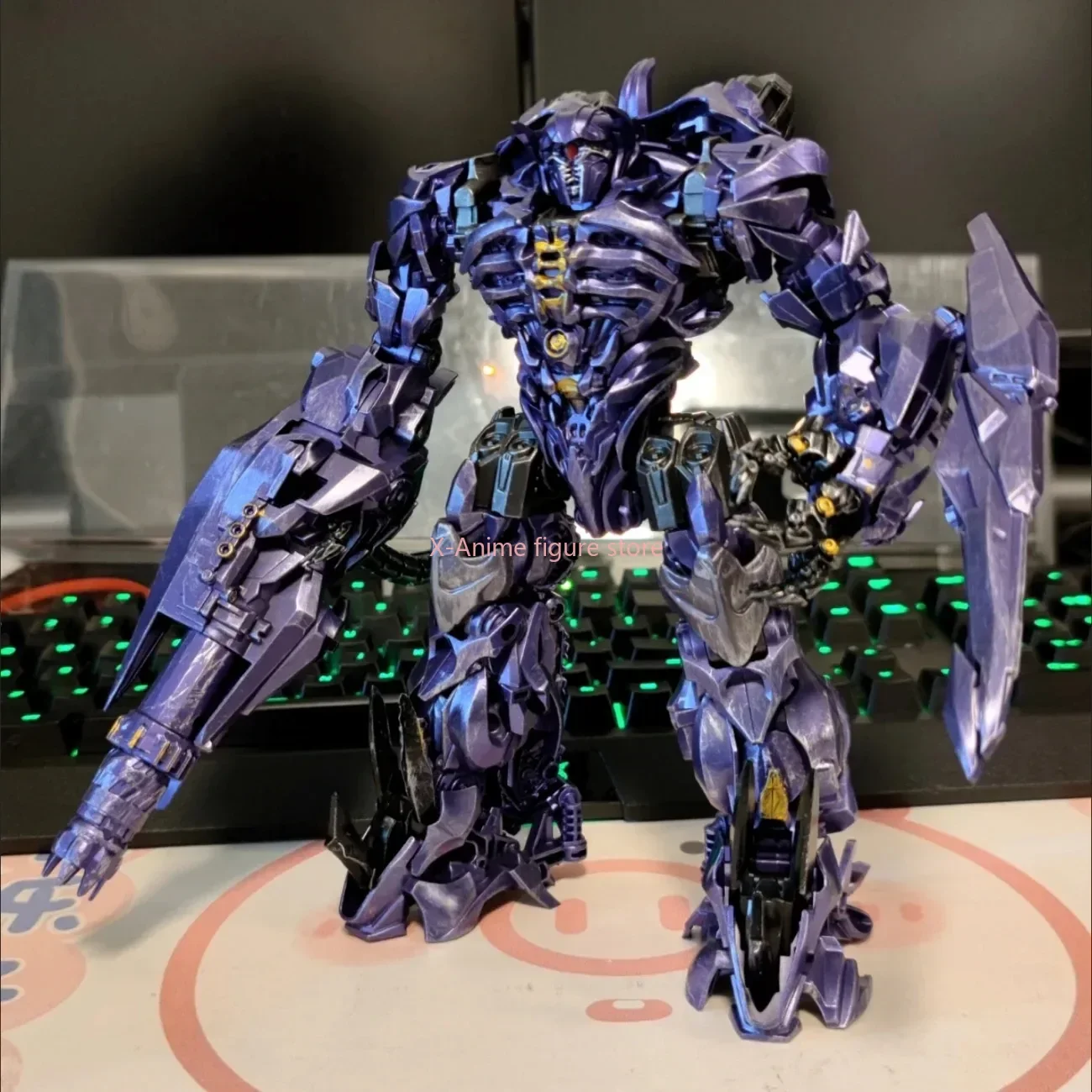 

BAIWEI TW1028 Deceptist Shockwave Alloy Version Robot Model Action Figures Transformation Toys Boy Gift Hobbies Collection