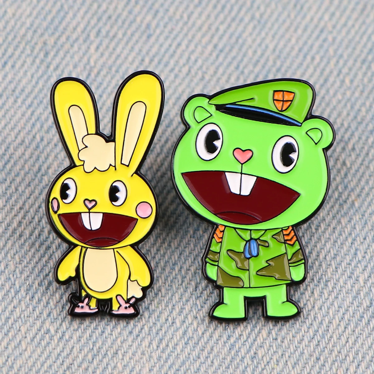 Anime Broschen Für Frauen Gelb Kaninchen Emaille Pin Cartoon Metall Abzeichen Schmuck Kleidung Rucksack Zubehör Freunde Geschenk