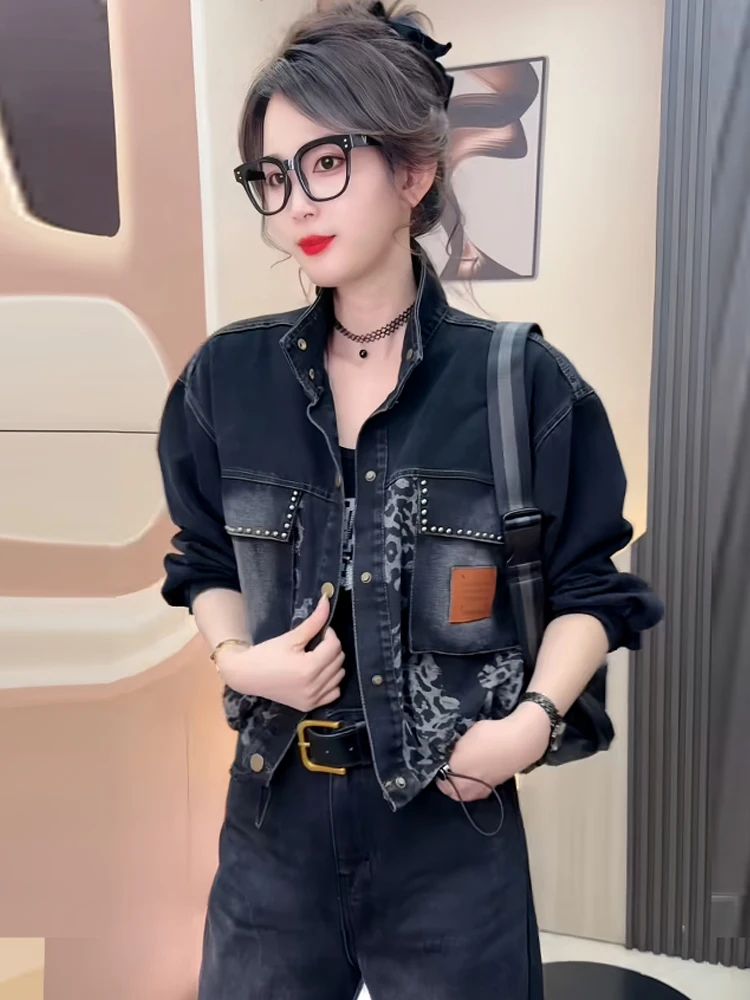 

Модная джинсовая куртка с леопардовым принтом и пэчворком, женская осенняя новинка, корейская версия, универсальный топ для женщин