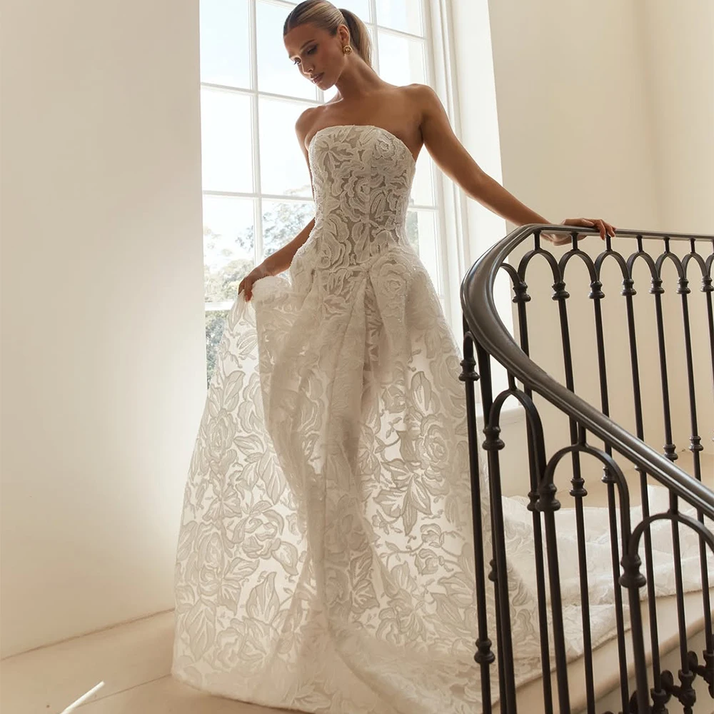 

Strapless Lace Weddings Dresses Sleeveless Sweep Train A Line Summer Bride Dress Garden Bridal Gown vestido de novia Customized