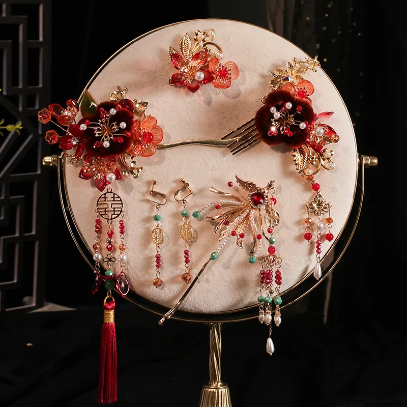 เจ้าสาว Headdress กํามะหยี่ดอกไม้คลาสสิก Updo Cheongsam เครื่องแต่งกายโบราณอุปกรณ์เสริมผม Xiuhe ชุดโบราณพู่ผม Clasp