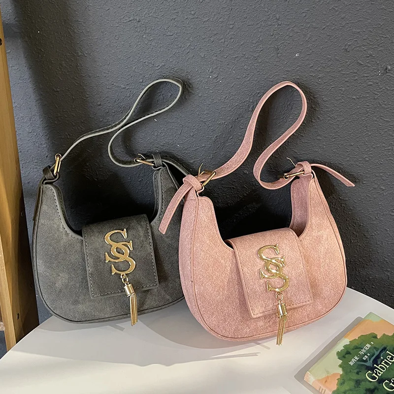 

Новинка 2023 года, женская винтажная сумка в форме полумесяца под мышками, элегантный кошелек на плечо с ремешком-цепочкой, многосторонняя сумка через плечо для работы и свиданий