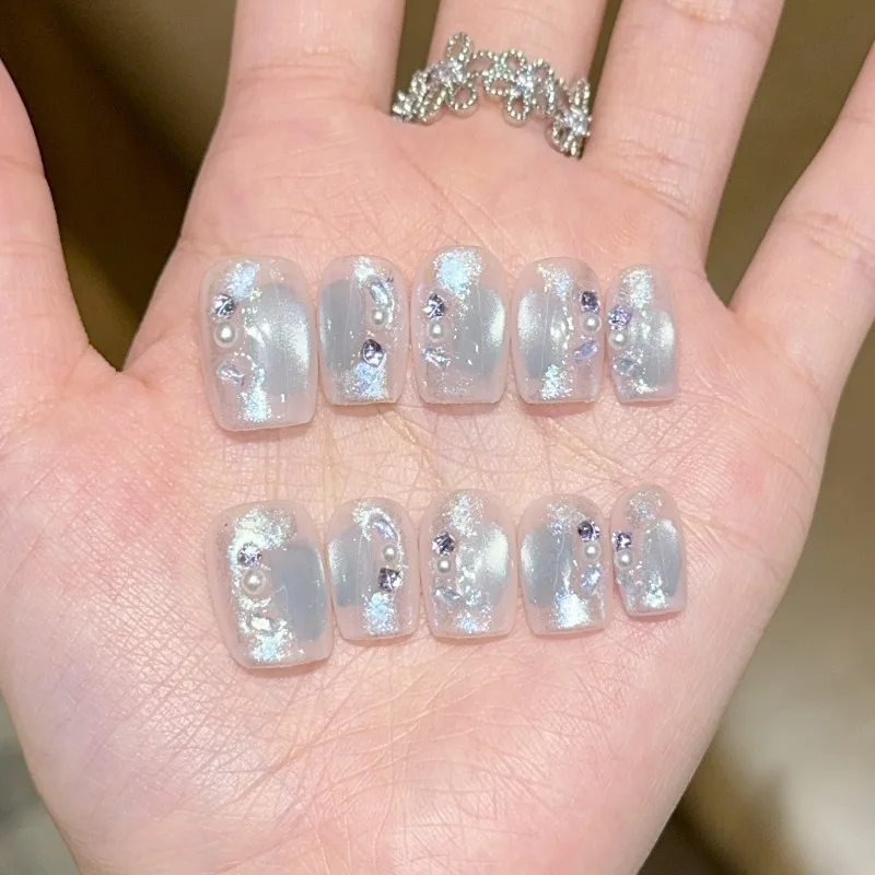 10pcs Handmade Nails Minimalist Cool-toned Cat-eye Pearl Short Nails These Press-on Nails Make A Great Gift for Girls and Friend