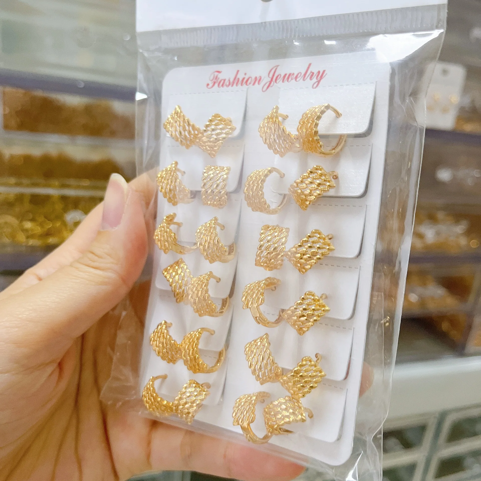12 Pairs Gold-Plated Wide Face Woven Hollow Ear Clips Fashion Jewelry Earrings Set for Birthday Gift