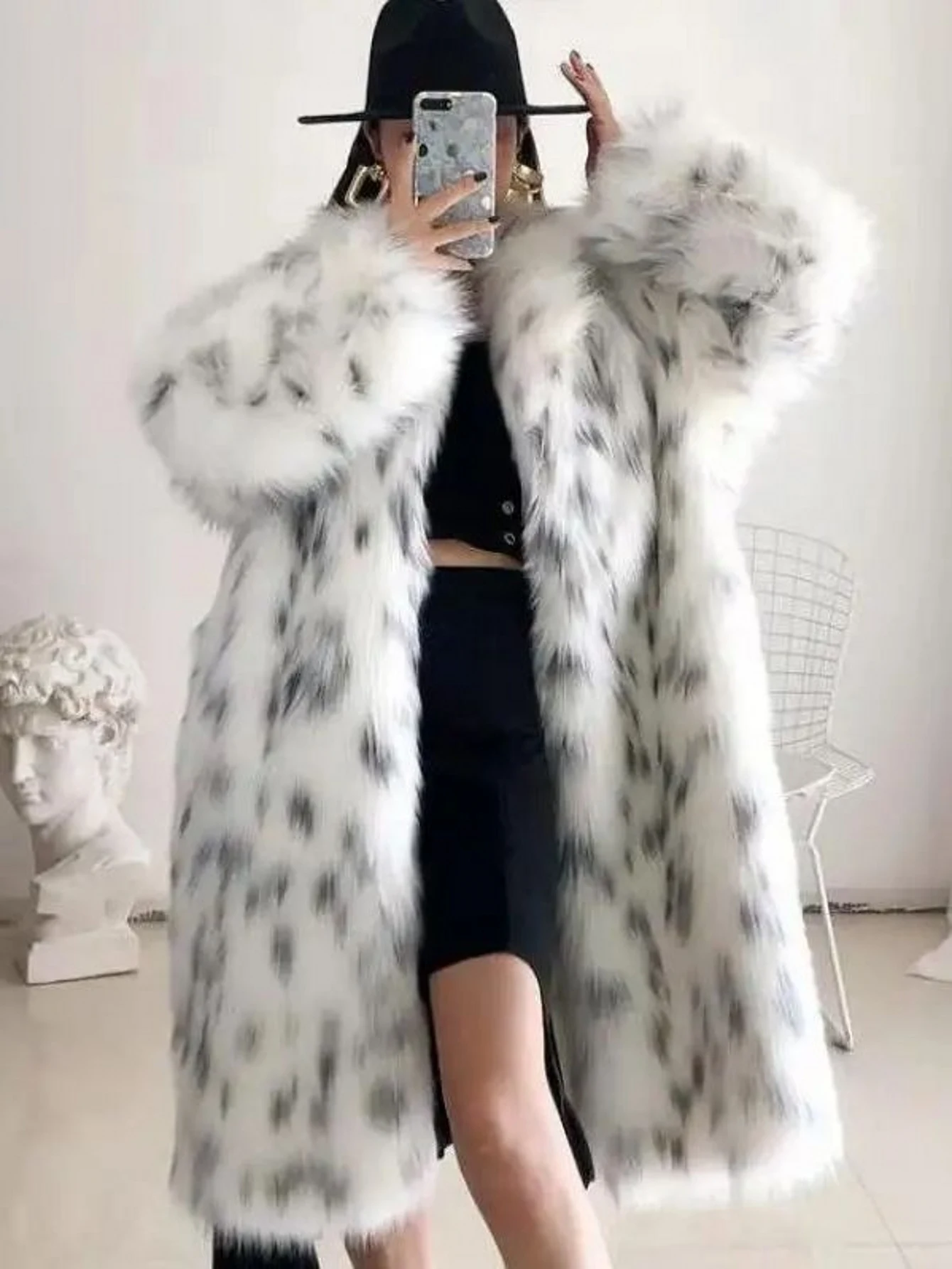 

Women's Long Faux Fur Coat Winter Warm Jacket White Leopard Print Fox Fur Style Lapel Casual Luxury Fashion
