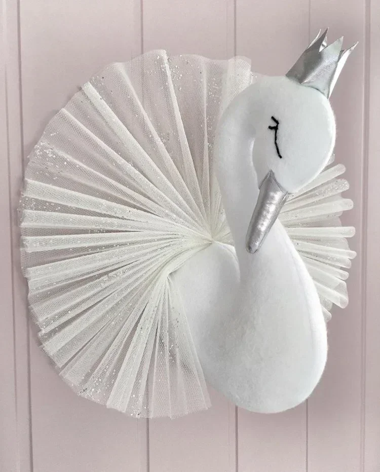 Swan Doll Stuffed Toys Wall Art Decor Golden Crown 3D Swan Wall Hanging Girl Bedroom Decoration Wedding Birthday Party Supplies