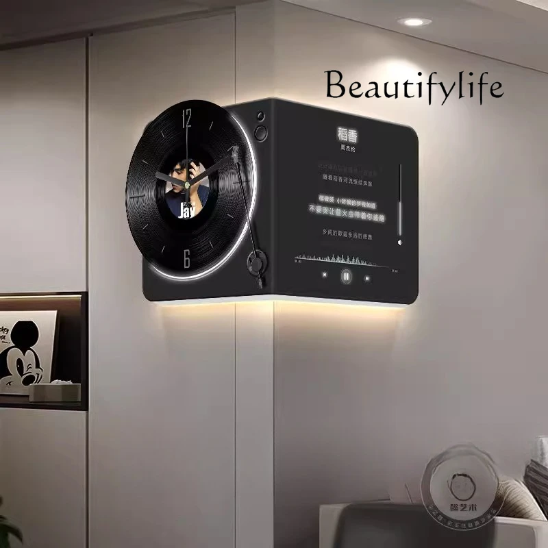 Unique Design Wall Clock Modern Queen Arabic Automatic Wall Clock Unusual Luxury Fashion Hands Silent Metal Horloge Decorarion