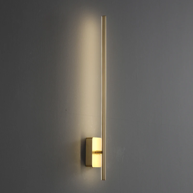 Lámpara de pared de Decoración Led Simple posmoderna, luces giratorias de lujo, arte nórdico de cobre, sala de estar, dormitorio, mesita de noche, pasillo y escalera