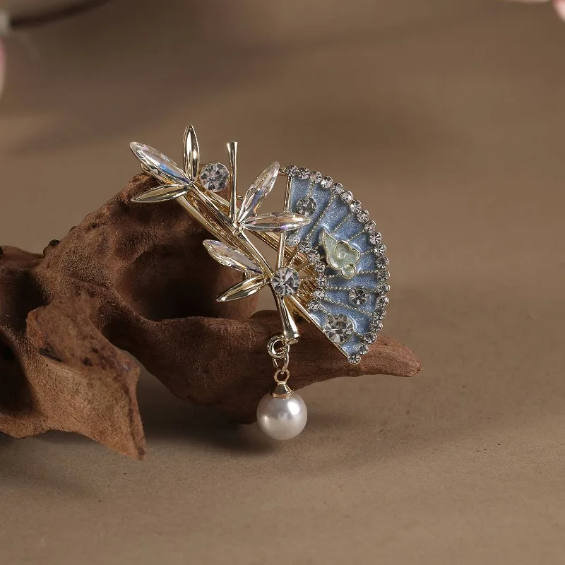 

Элегантная боковая заколка для волос в китайском стиле, современный минималистичный дизайн, доступный роскошный аксессуар для волос для женщин, повседневное использование, винтажный подарок