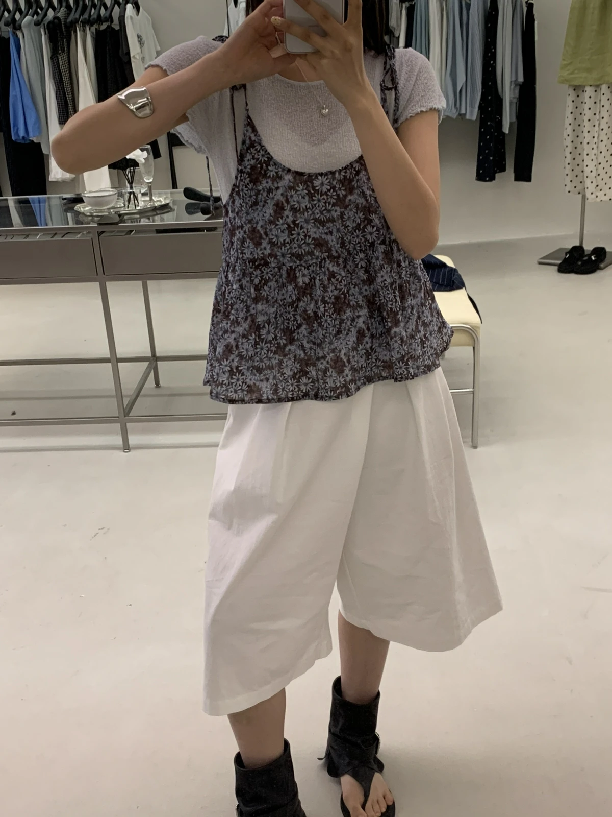 

Sweet Floral Strap Two-Piece Set Layering Top Breathable Comfortable Commute Style Loose Fit Short Sleeve round Neck Women's ...