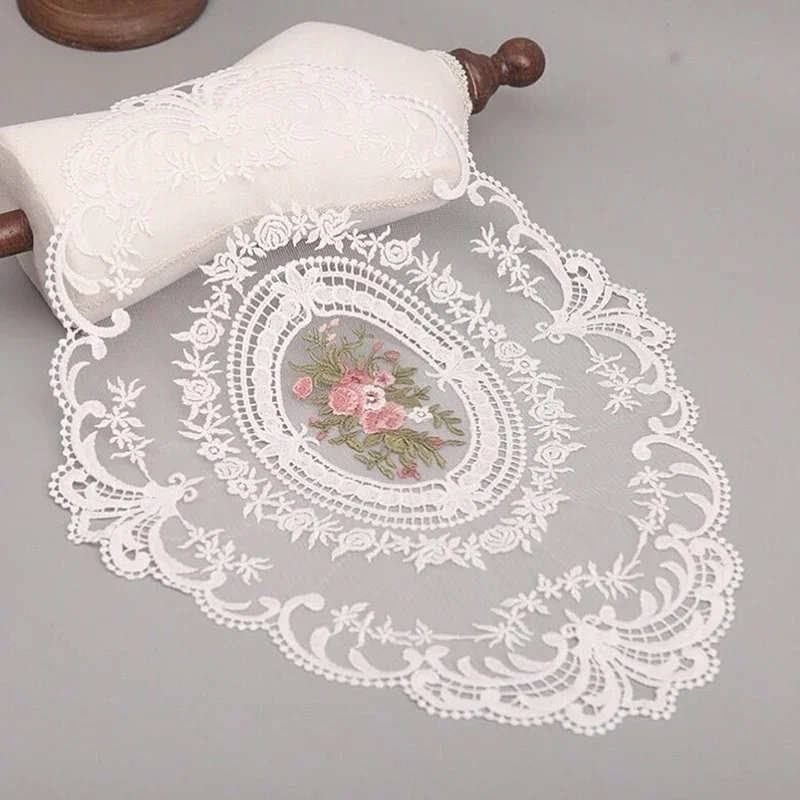 New Embroidered Dinning Table Cover Table Cloth Elegant Round Lace Tablecloth Coffee Coasters Napkin Party Wedding Decoration