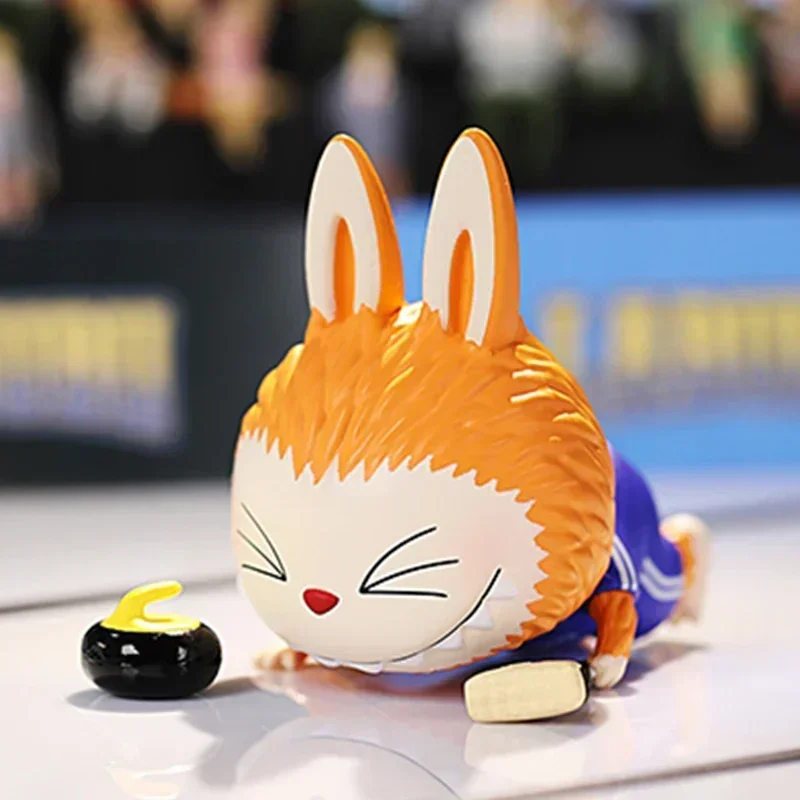 

POP MART Labubu Спортивная серия Слепая коробка Сумка для догадок Оригинальные игрушки Кукла Симпатичные аниме-фигурки Украшения Подарок