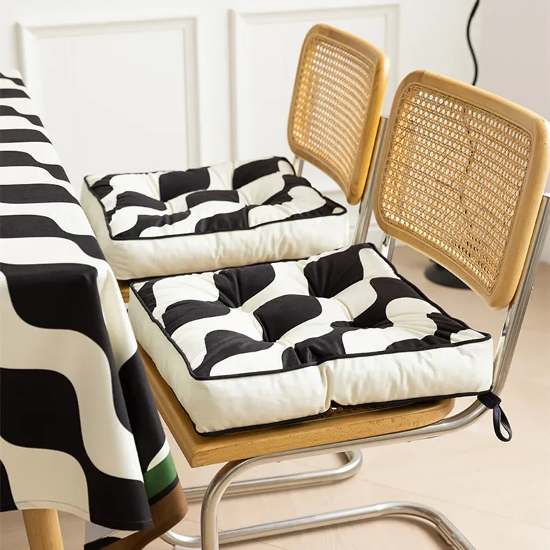 Thickening Anti-skid Cotton Chair Cushion Tatami Seat Pad Soft Office Chair Cushions Car Sit Mat Winter Cushion Throw Pillow