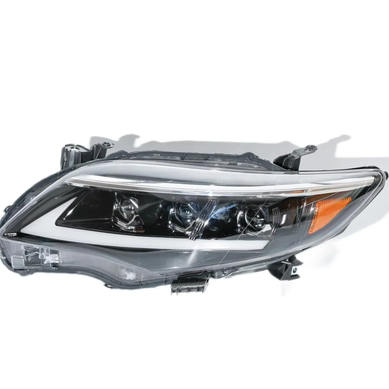 

Funkywheel LED Modified Upgrade Headlamp New Design Headlight For Toyota Corolla 2011 2012 High Quality