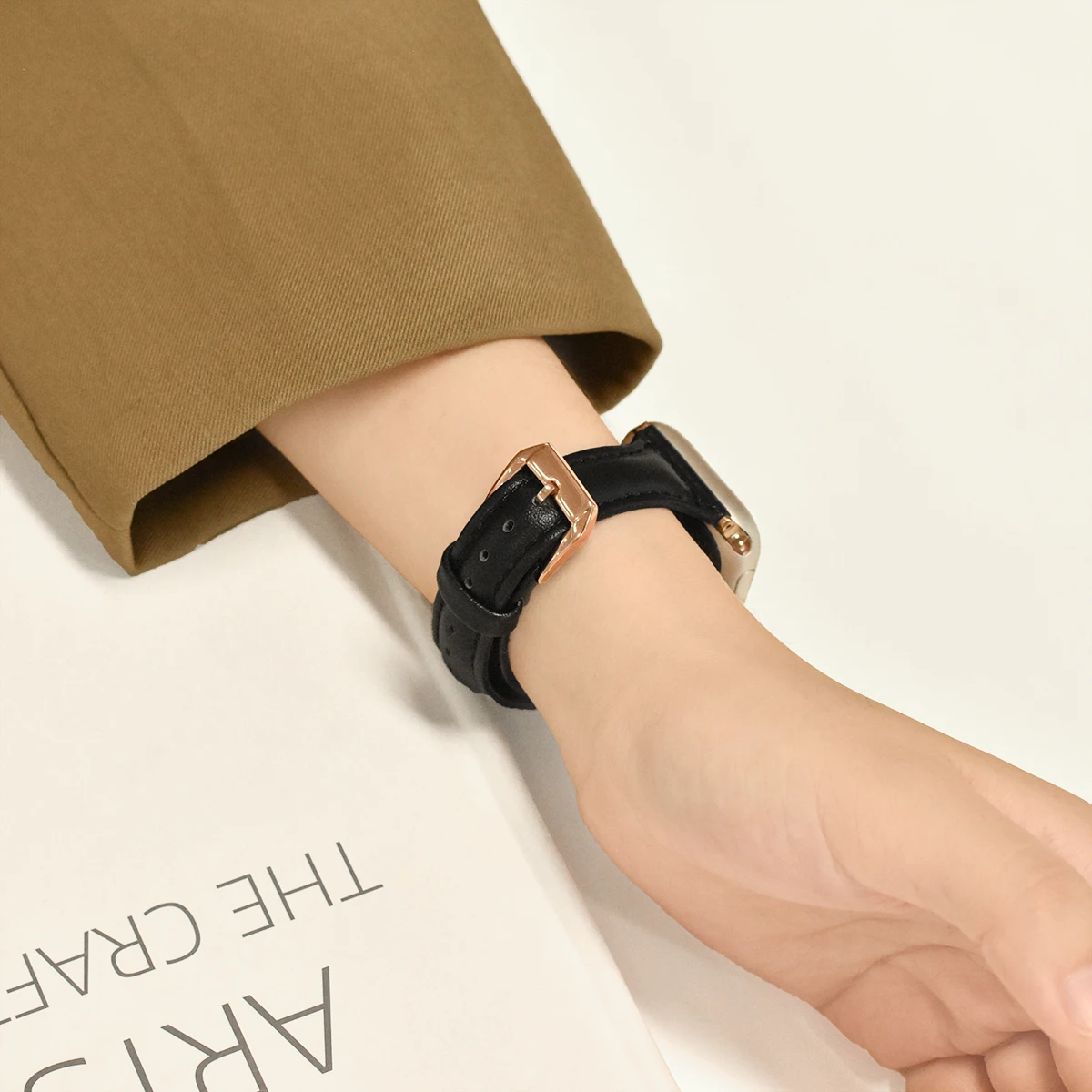 Slim Girl Strap para Apple Watch, pulseira de couro PU, pulseira iWatch, SE, S10, 42mm, 46mm, 9, 8, 7, 41mm, 45mm, 38mm, 42 milímetros, 44