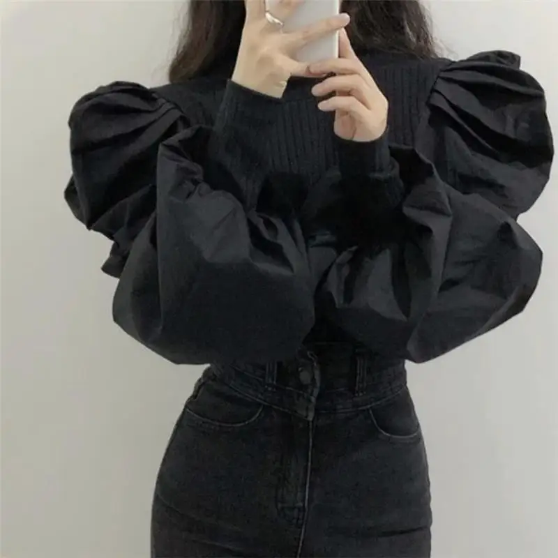 Korean Ins Court Style Round Neck Threaded Splicing Design with Closed Mouth Bubble Sleeves Slim Fit Shirt Top for Women