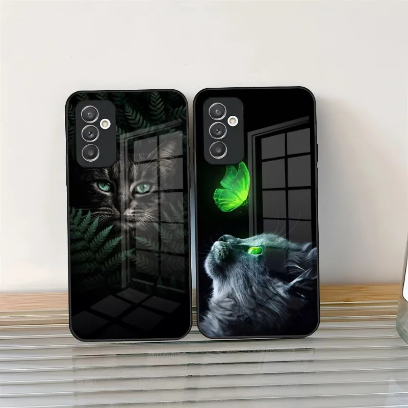 Black Cat Staring Eye Phone Case Glass For Samsung A14 A54 A34 A52 A51 A22 A32 A72 S22 S23 Ultra Note 20 10 Pro Plus Coque