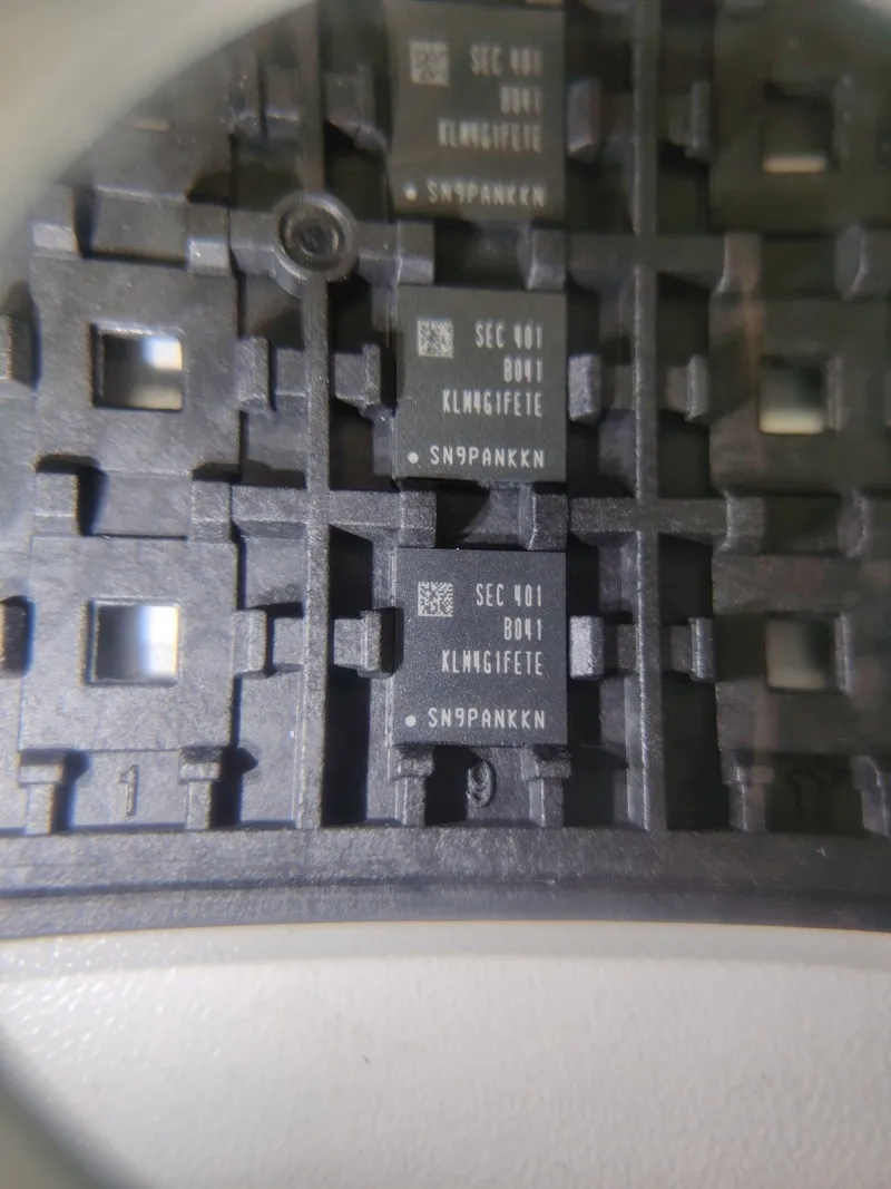 

SACOH New Original genuine KLM4G1FETE-B041 KLM4G1FETE EMMC 4GB memory chip BGA153