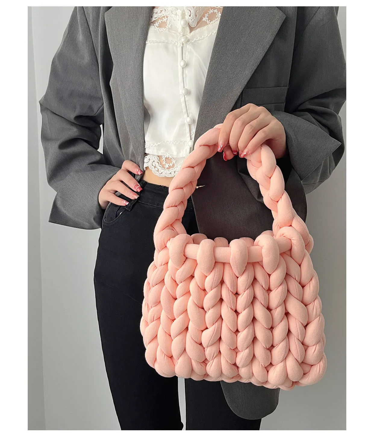 Rope Crochet Bags for Women Handmade Acrylic UnderarmHandbags Designer Knitting Crossbody Bags for Women Woven Chunky Knit Purse