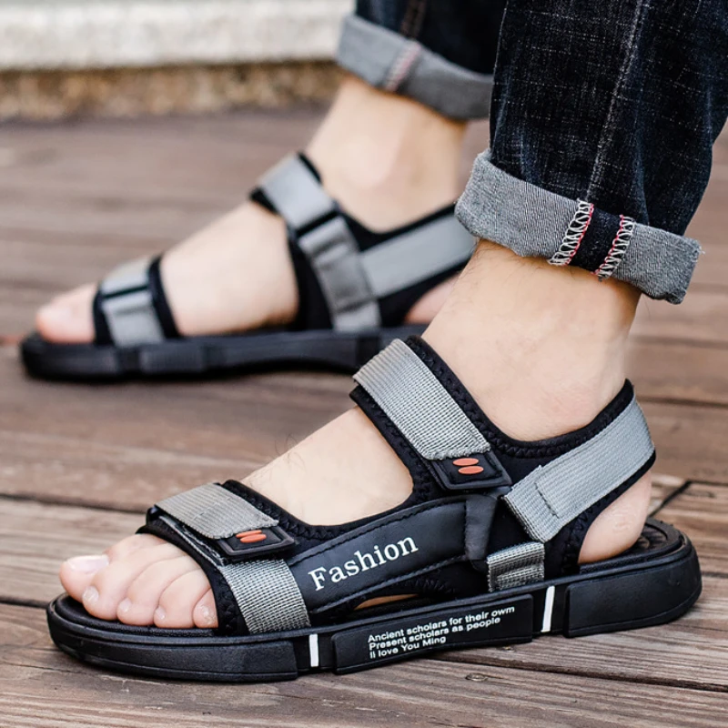 Fashion Men Sandals Summer Outdoor Leisure Beach Holiday Sandals Shoes For Men Comfortable Lightweight Lndoor Casual Shoes Male