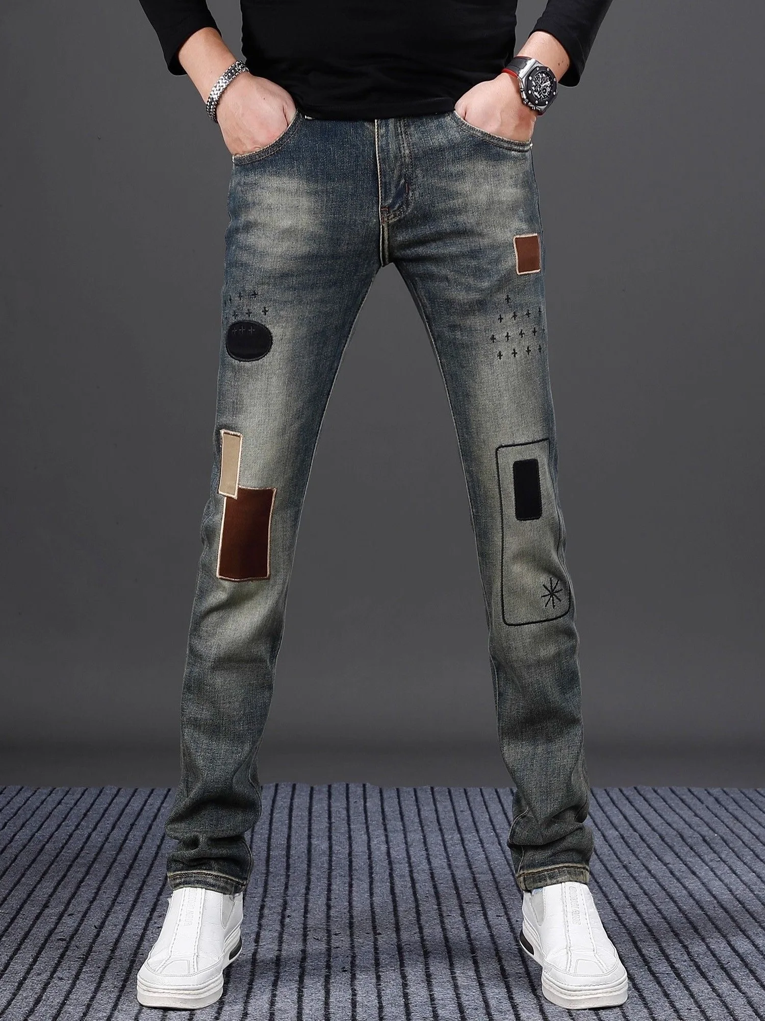 

Мужские джинсы с вышивкой в стиле ретро, облегающие, европейский стиль, осенняя новинка, модный бренд, зауженные к низу, повседневные, со средней посадкой, на молнии